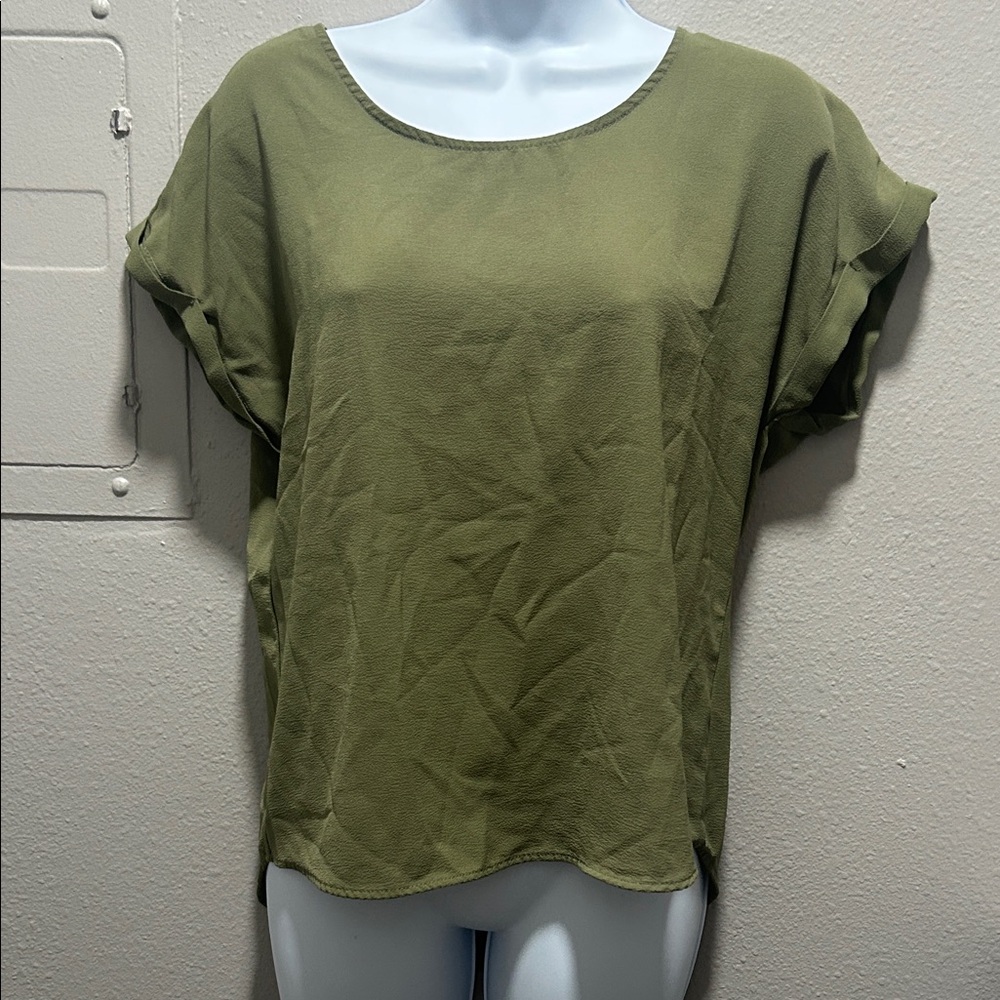 Olive & Oak Casual Olive Green Blouse
